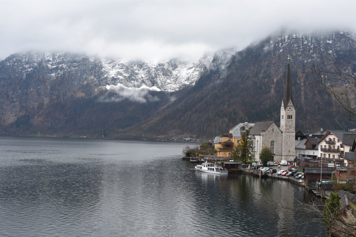 palanivel87's tweet photo. Hallstat, Austria!! A place to must visit and explore. #hallstat #austria #naturephotography #landscapephotography https://t.co/njwjlgKoDo