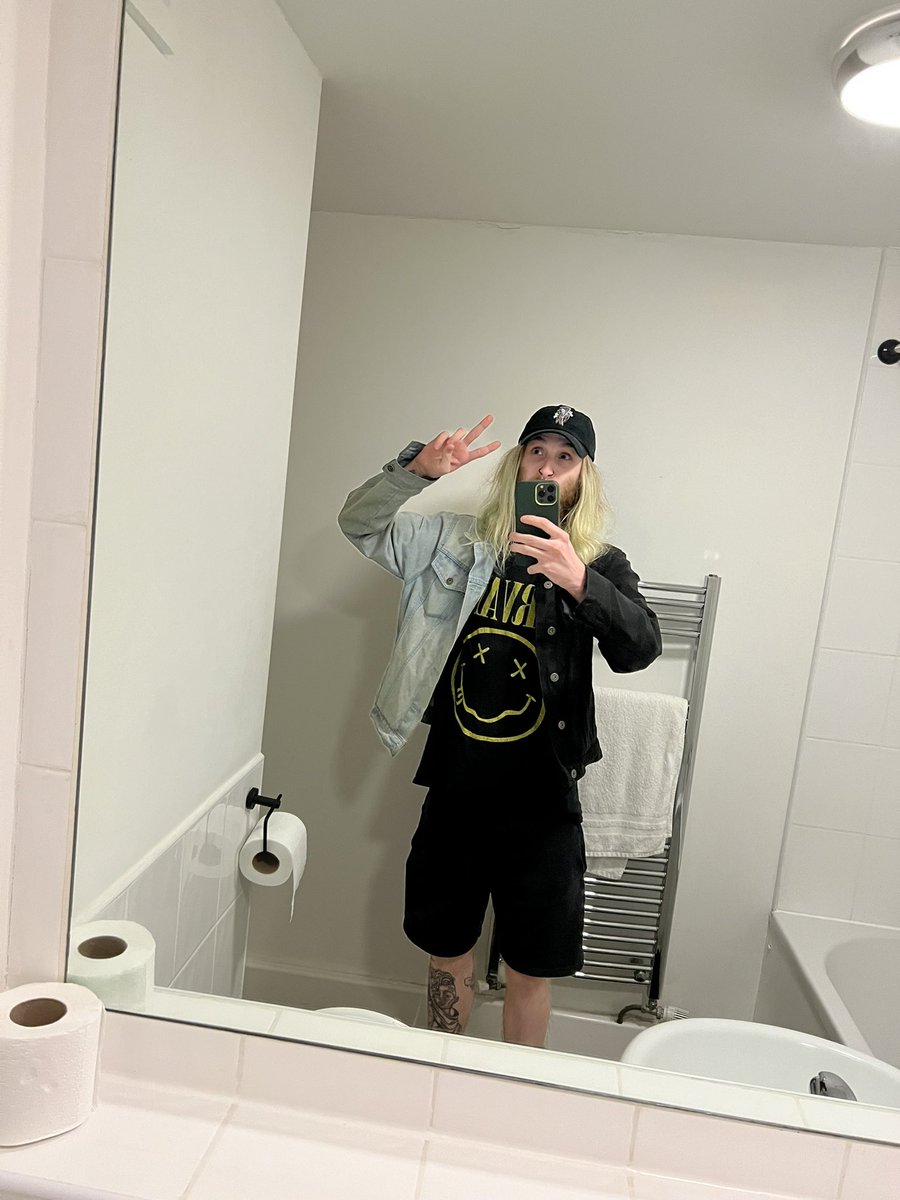 pokemon_rollout's tweet photo. Just made it to my lodgings for EUIC I’m mega excited! This and then Rollout let’s go! #Pokemon #Rollout https://t.co/RSi3l1ajpY