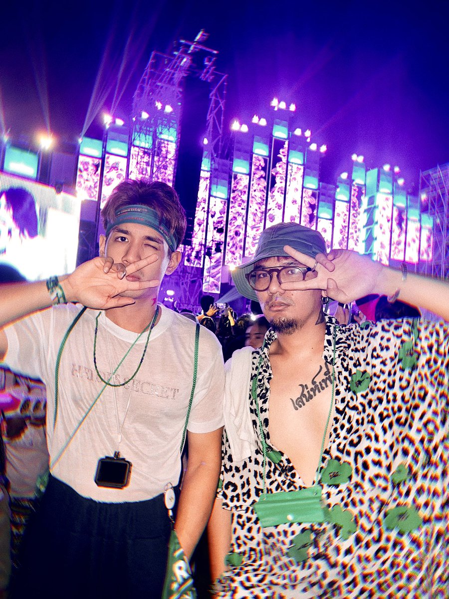 KieKosit's tweet photo. เจอตัวจริงน้องน้ำมนต์เป็นกันเองมากครับ ไม่คิดว่าจะน่าคบ
@nammon_ktn 
#WaterBombBangkok2023 
#nammon_ktn https://t.co/AHwsP5ecoj