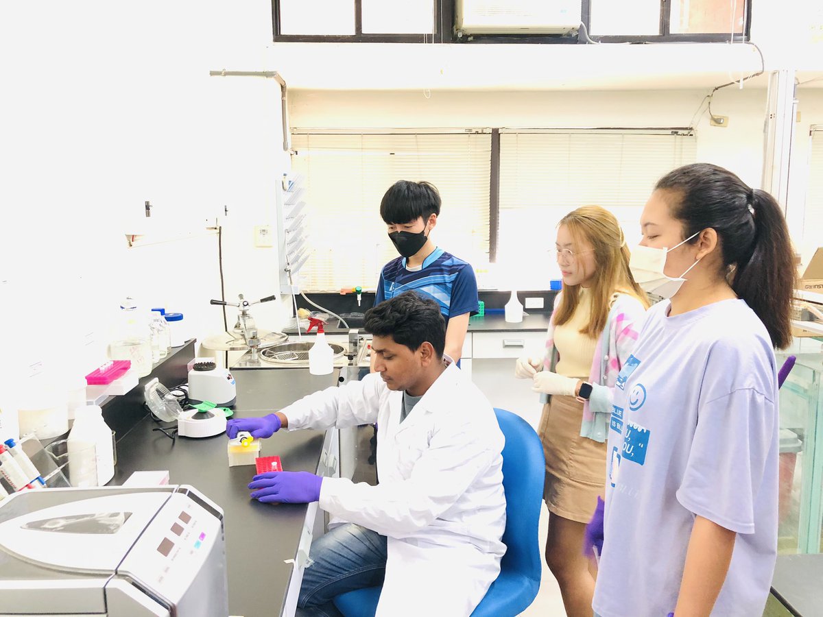 edna_pritam's tweet photo. "Saying goodbye is never easy, but bidding farewell to my talented intern students from Thailand is truly heart-wrenching. Best of luck for your bright future." #farewell #internstudents #Thailand #bestwishes #brightfuture #academia https://t.co/IMEz1vEmmX