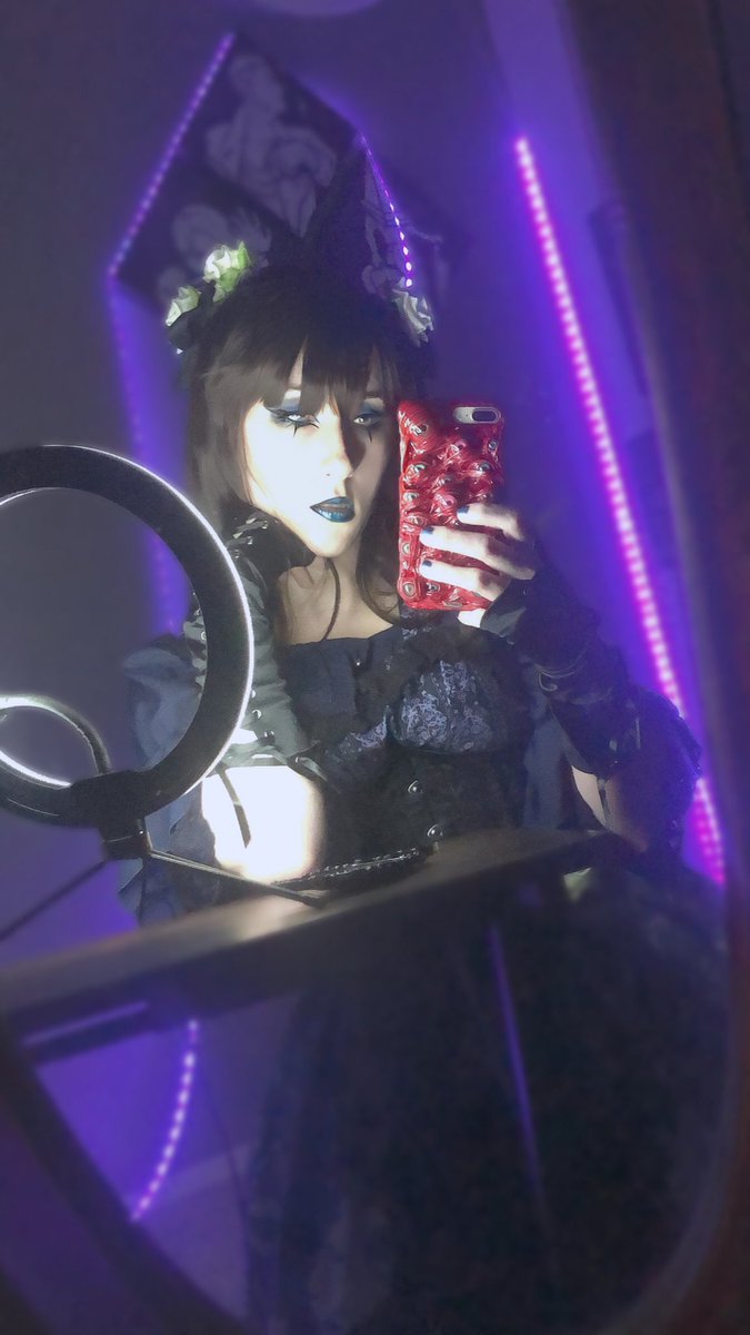 BrandoCosplay's tweet photo. Hi 🥰
•
•
•
Say it back 😠🔪 https://t.co/2SdbPm5WHB
