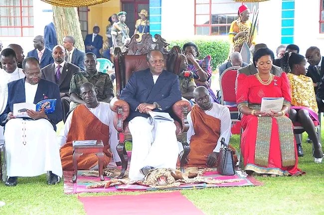 smackists's tweet photo. Throwback To when SMACK Hosted The Kabaka's  Birthday Celebrations in 2012. 
🔻Happy 68th Birthday to his Royal Highness 🤴🏾 https://t.co/rc9Dx0kze1