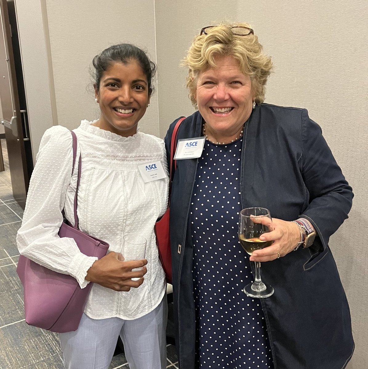 sauraforward3's tweet photo. Last night I was honored to receive the Outstanding Engineer of the Year Award by the American Society of Civil Engineers (ASCE) MN Chapter.
(Cont’d)
#sauraforward3 #ASCEMN #EngineeroftheYear2022 https://t.co/gzj8KZSVLp