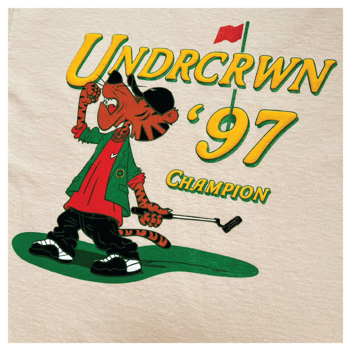 UNDRCRWN's tweet photo. On this day in 1997, Tiger Woods changed the game of golf forever: https://t.co/WUomwOKIN6 https://t.co/tpiM3Nx56N