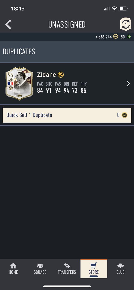 Jamiewright_11's tweet photo. @FutSheriff @Criminal__x Imagine packing zidane 4 times in one fifa 🫣 https://t.co/xeQHB5L8Qc