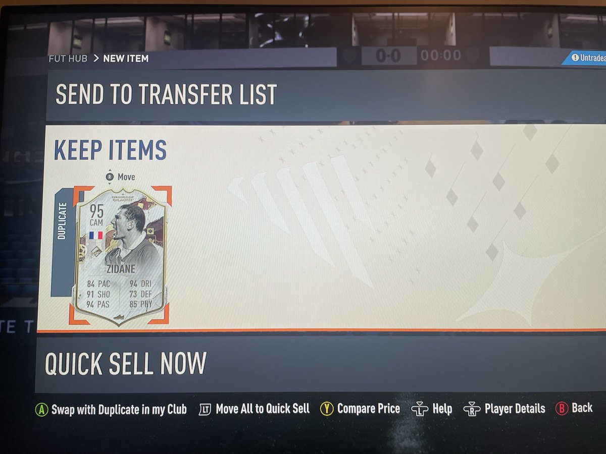 Jamiewright_11's tweet photo. @FutSheriff @Criminal__x Imagine packing zidane 4 times in one fifa 🫣 https://t.co/xeQHB5L8Qc