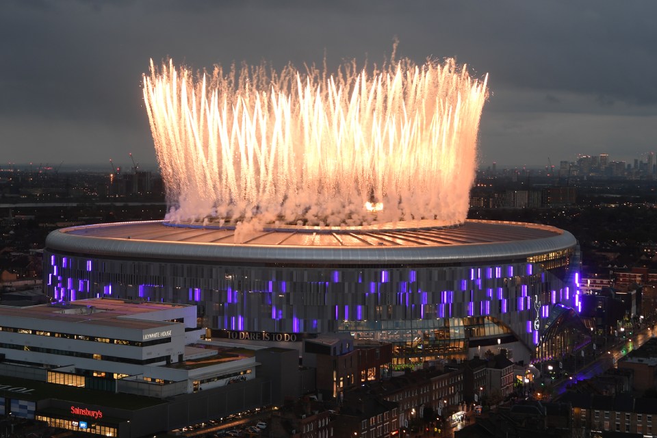 PALifeMag's tweet photo. From MVPs to VIPs, @SpursStadium was made to deliver extraordinary experiences. The stadium is forever looking at ways to deliver even more and are building a stadium for the future. 
https://t.co/C36mvzaJ68
#suppliernews #eventprofs #spurs #sportvenues https://t.co/4OHcbM9mlO