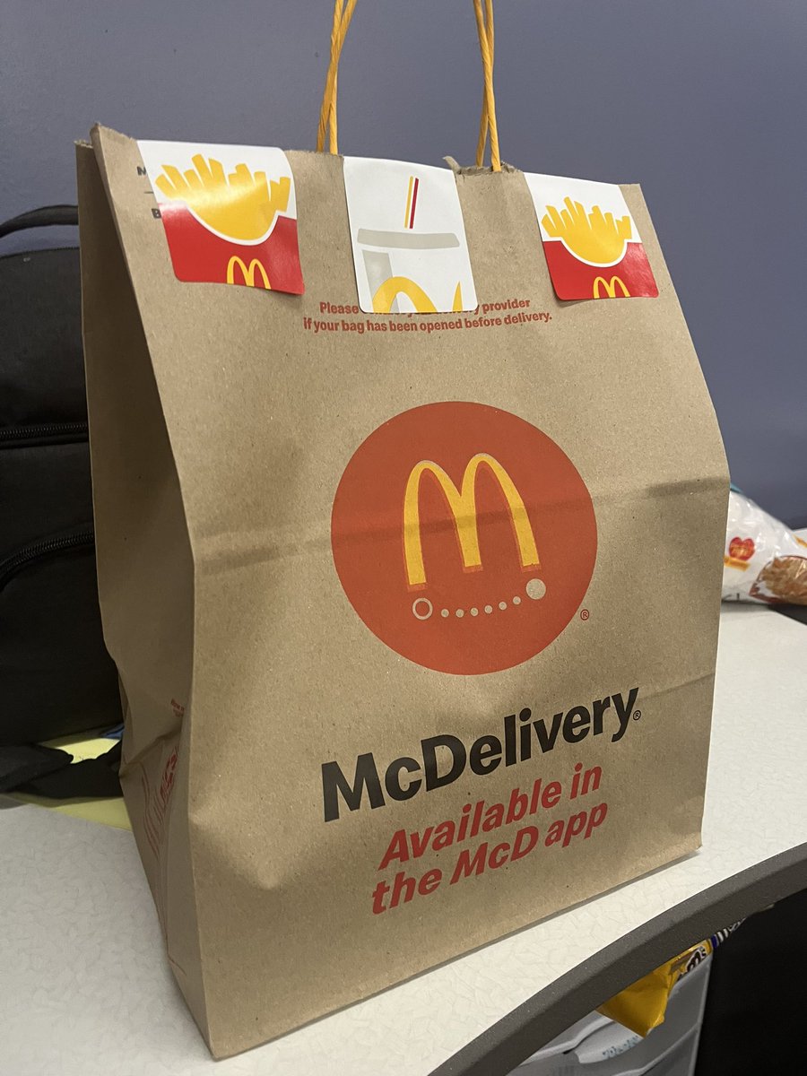 OConnell5th's tweet photo. Student lottery winner! Students who are on task get to put their initials on numbered spaces and once full, Siri picks a random number for a winner. This weeks winner chose fast food delivered from me! @WegienkaWildcat #whywbsd https://t.co/a0PsoagcJl