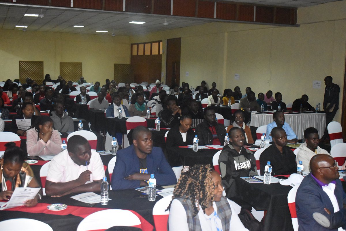 lengapiani's tweet photo. Engaging the Youths deployed at Uwezo Fund Oversight Board @UwezoFund under the PISP Programme Cohort V, a government program aimed at Providing opportunities to the Youths to explore their skills https://t.co/IIolUNvJW7