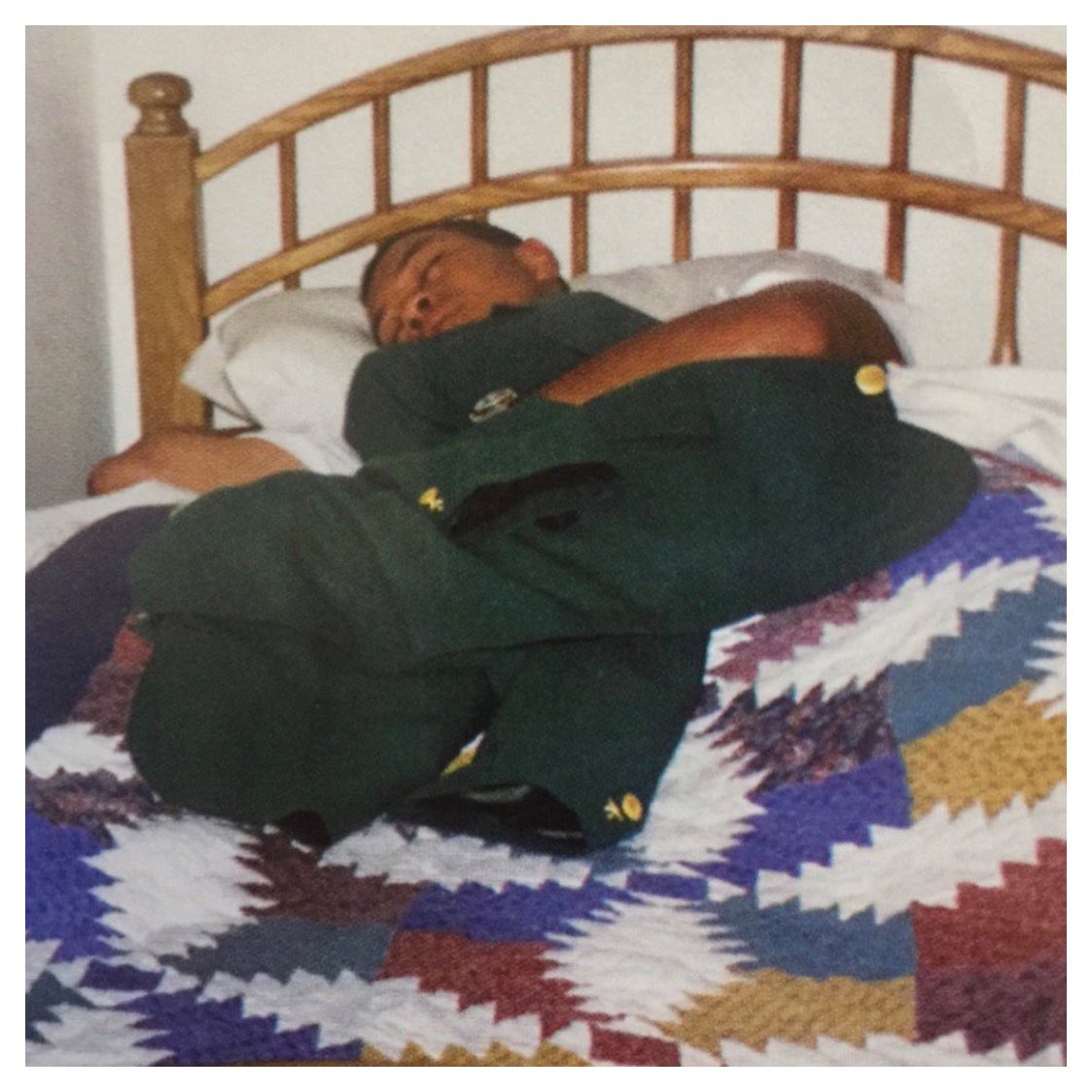 UNDRCRWN's tweet photo. “I went back to the house &amp; had a few adult beverages. I ended up falling asleep, holding the jacket, cuddling it like it was a little bear. Woke up in the morning, still holding it &amp; said, "Huh, I did win it."... And boy, my head hurt.”— #TigerWoods after his first #Masters 🏆 https://t.co/eSSrjh8Hr3