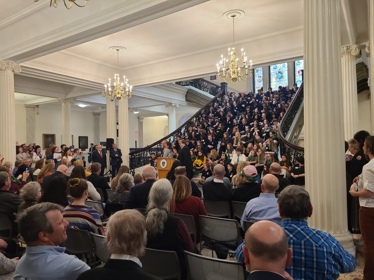 SEMAPonline's tweet photo. We had an excellent time at #MassachusettsAgricultureDay at the State House yesterday! Special thank you to @massfarmbureau and @massgrown for putting the event together, and to all of the legislators who joined us to talk about the value of local foods and farm. https://t.co/zexZ9tFbTh