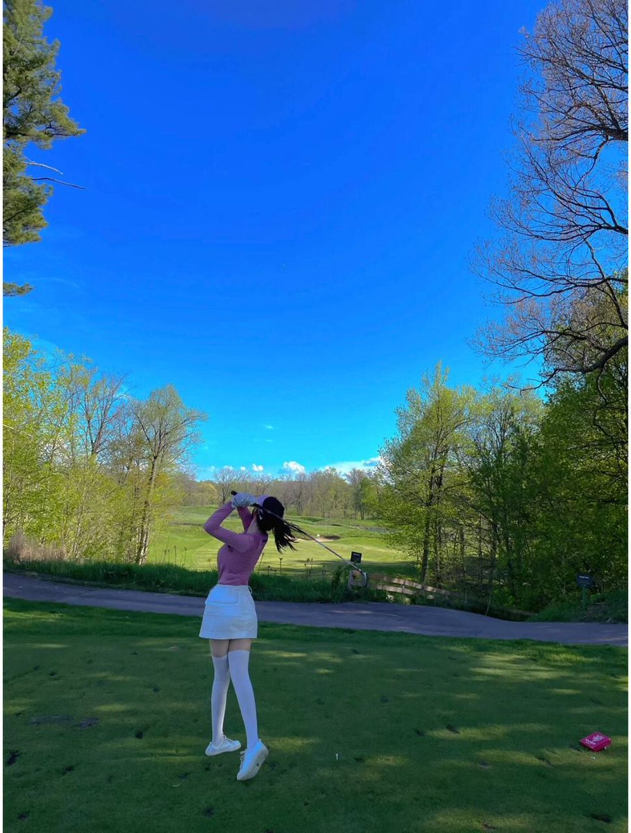 KristianWhitne2's tweet photo. Enjoying the fun of golf#americangolf @taylormade_tour #ImproveYourGame #BehindEveryGolfer #behindeverygolfer #golfphotography #golf #golfing #golfuk #everythinggolf #golftalk #golfnews #golfblog #golfequipment #golfgear #golfcompetition #golfprize #driver #golflifestyle https://t.co/AaZ909rHYF