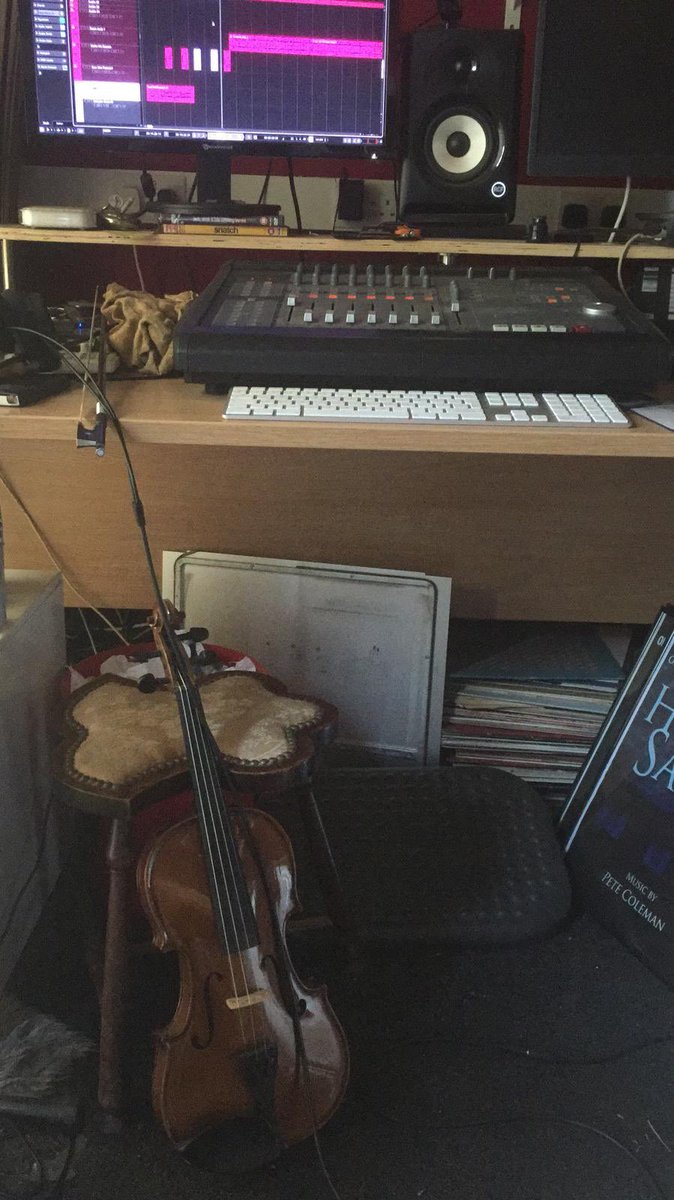 Loving the office at work with <a href="/petecomposer/">Pete Coleman 🇬🇧🇬🇧🇬🇧🏴󠁧󠁢󠁥󠁮󠁧󠁿</a> today! Also props for the cheeky <a href="/HouseofSalemUK/">House of Salem</a> poster 😉 creepy violins at work <a href="/LastDragonUK/">LAST BRITISH DRAGON</a>