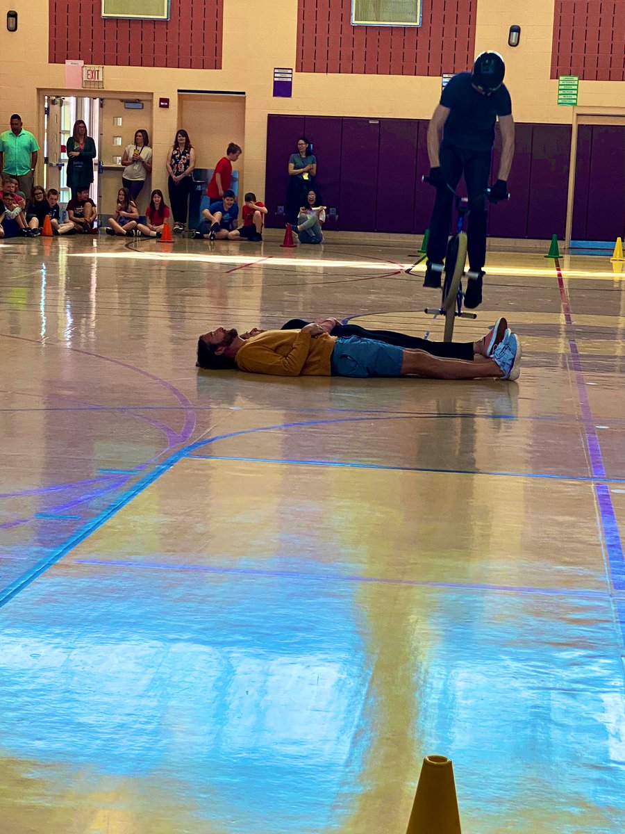 MrsBetken's tweet photo. I highly recommend having @mattwilhelmbmx for your next assembly! Our students had a blast! A great message and a ton of fun 🚲 https://t.co/cqB2o7VdIJ