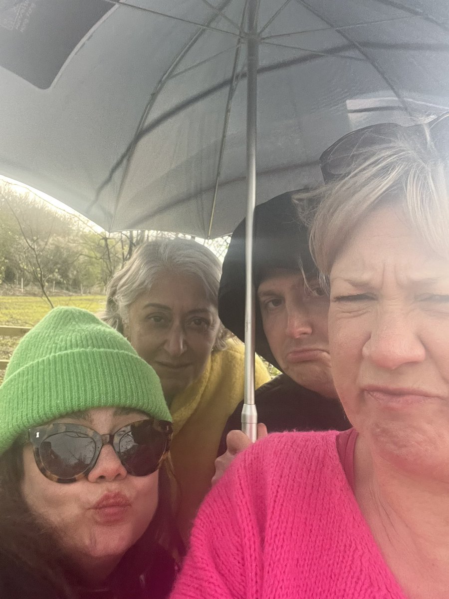 Please rescue us <a href="/greenflag/">Bernadette Downes</a> we're freezing and gave 3 terrified dogs in the car