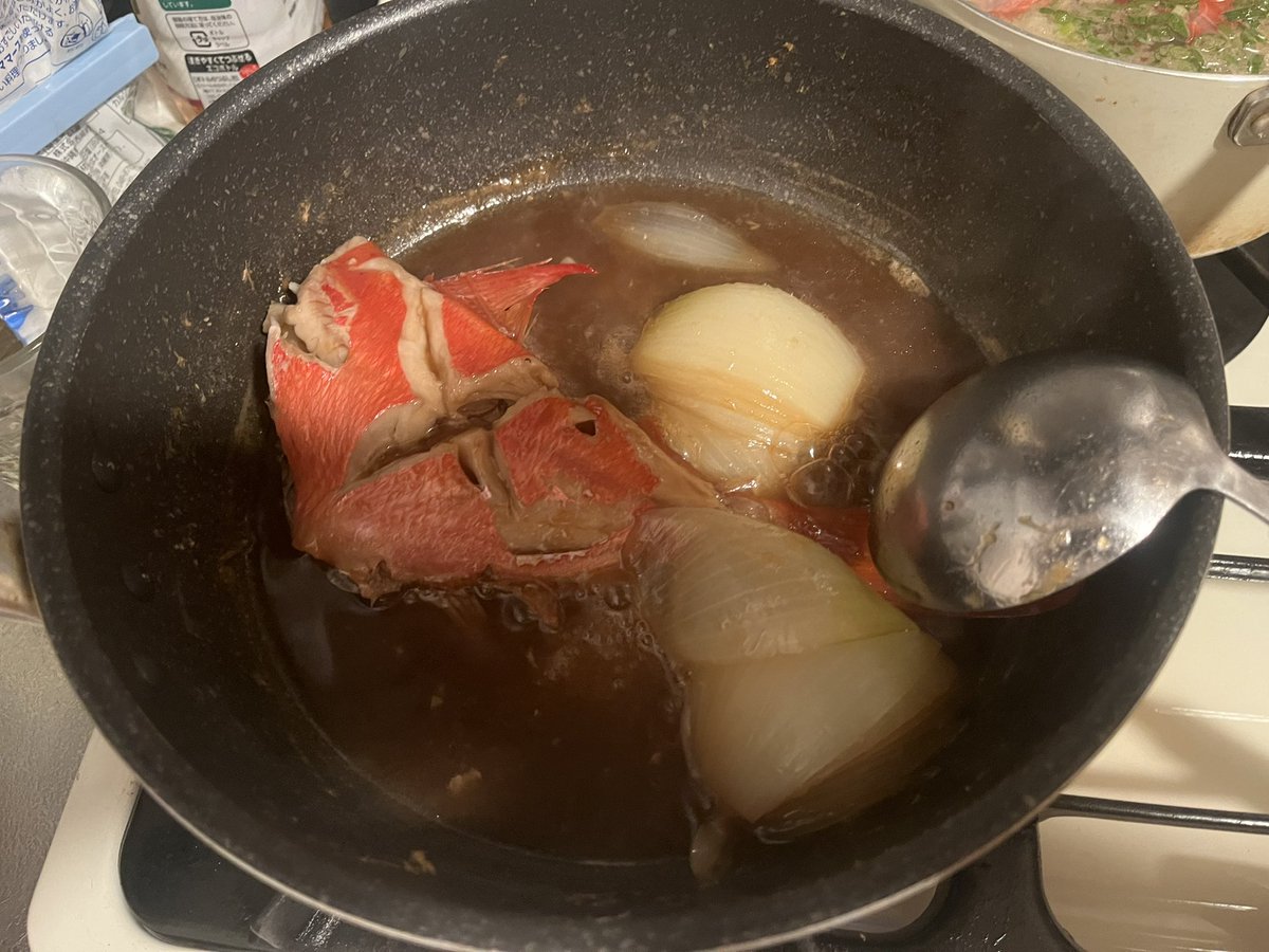 119y_y's tweet photo. 結構前に釣った金目鯛は煮付けとあら汁が最高でした
炙りも良かったな🤔 https://t.co/hFV00bnCw7