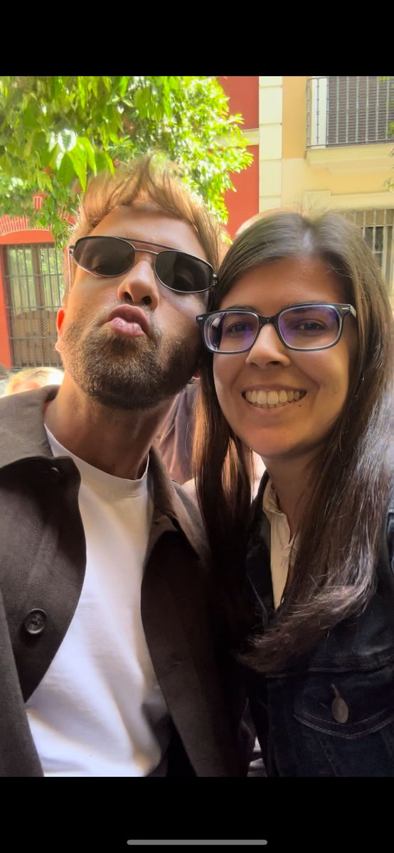 MariaJesus95's tweet photo. Eres y serás por siempre mi persona favorita. Nunca pierdas esa luz tan bonita que tienes. Nos vemos en septiembre @pabloalboran ♥️ https://t.co/JRRx5c8DJf