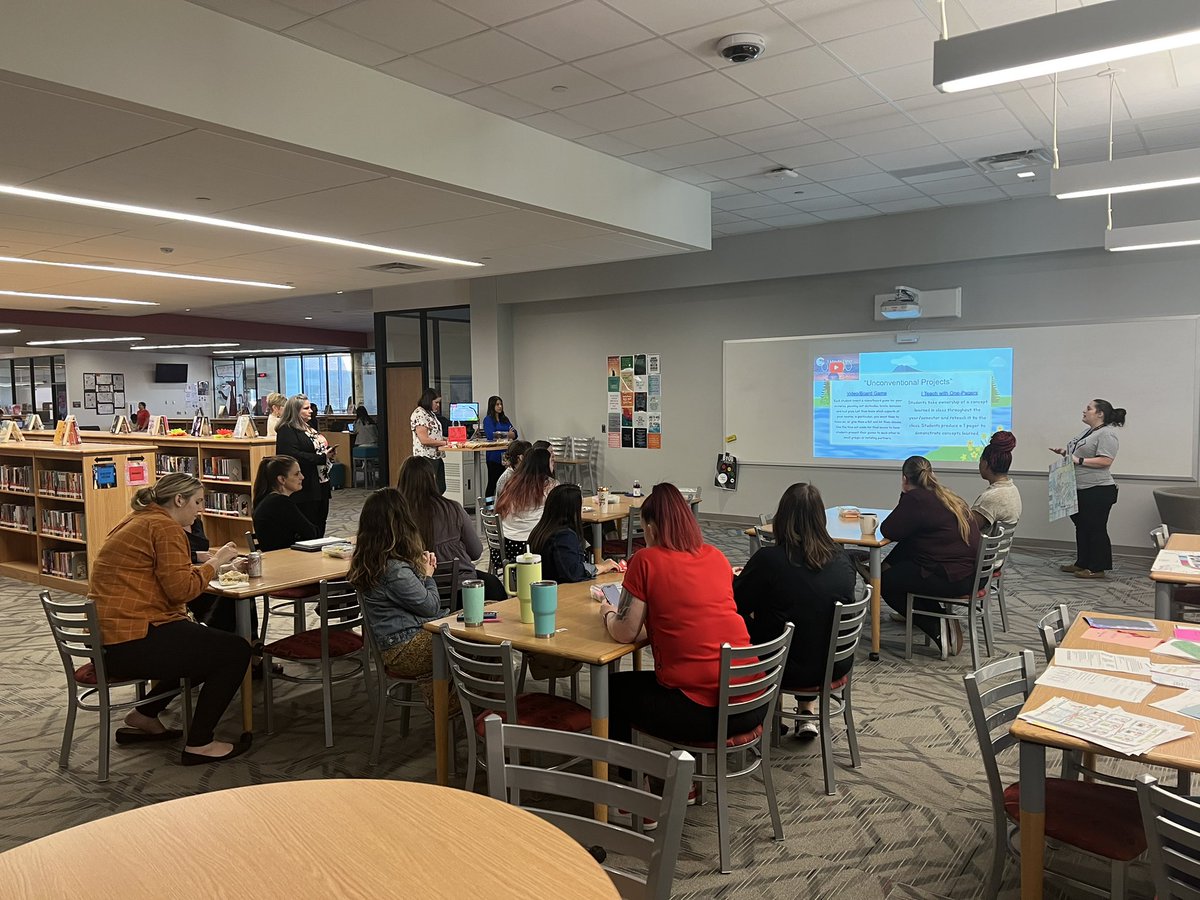 BHSfreshZONE's tweet photo. Finish the year strong!! 💪🏽 Our wonderful IC’s teaching another Lunch-n-Learn!! #quickPD’s @braswellhs @CSOSUAVE17 https://t.co/om8085ynvs