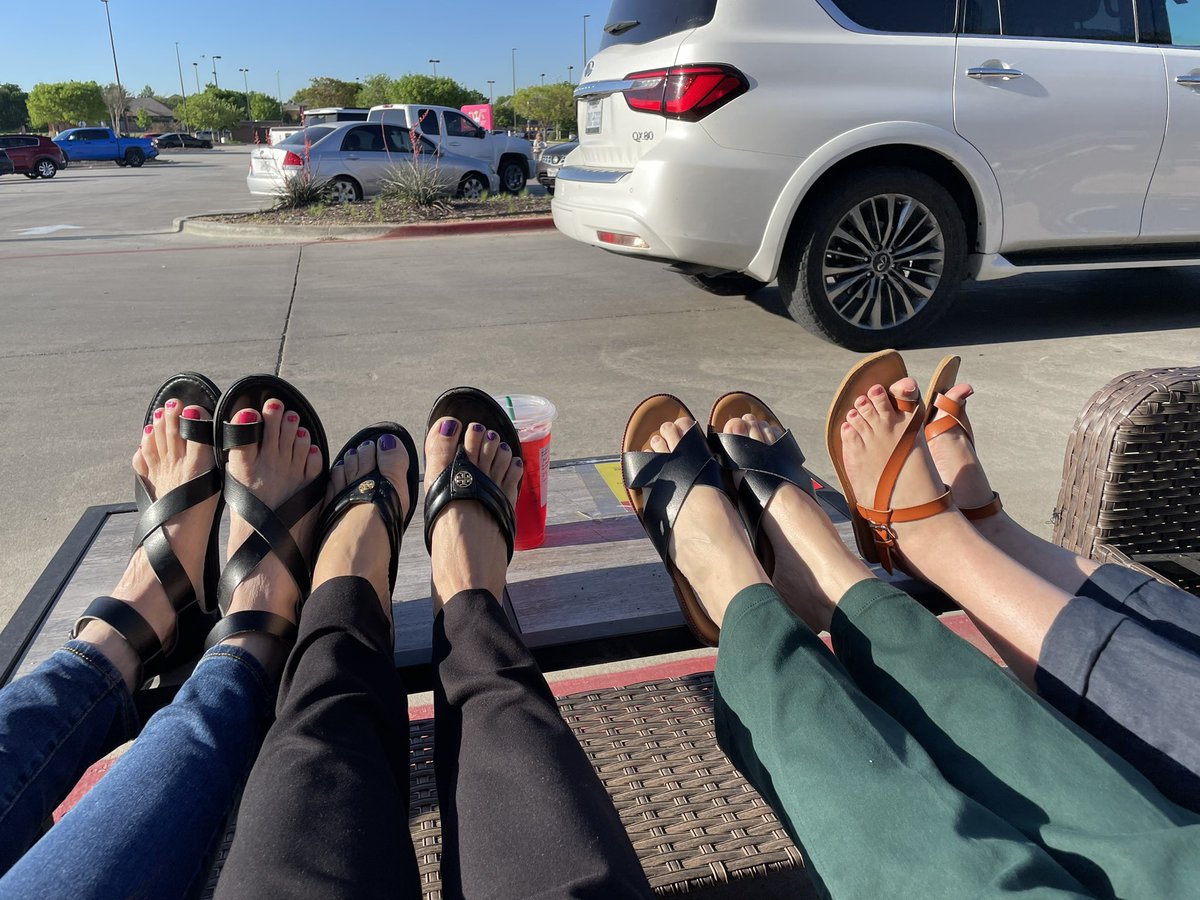 TracyGantenbein's tweet photo. Team building, love our second grade family! Starbucks, plants and planning our next date a movie! #WSESteambuilding
@amyjoerb @WSESWildcats https://t.co/IH36wJPIx8
