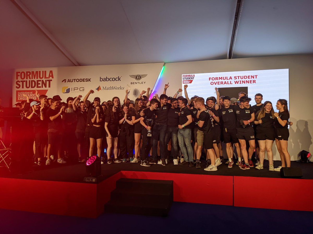 UGRacing_fsae's tweet image. #throwbackthursday to when we took to the stage to collect our FSUK Overall Winners Trophy 🏆what a throwback!!💛

@FormulaStudent #FSUK #Silverstone #winners