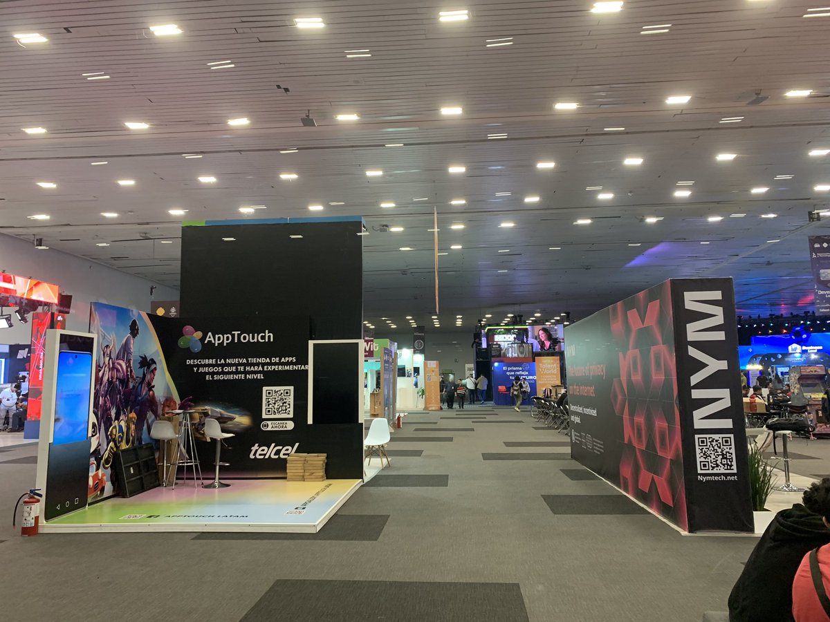 esportsChivas's tweet photo. Estamos en #TalenLand los esperamos a las 11:30 AM en el escenario #CreativeLand para hablar de lo que más nos gusta, LOS ESPORTS 👊🏻💥

Habrá dinámicas y regalitos bien padres 😏

#SomosDistintos 🦾 https://t.co/PjK4pCZLoC