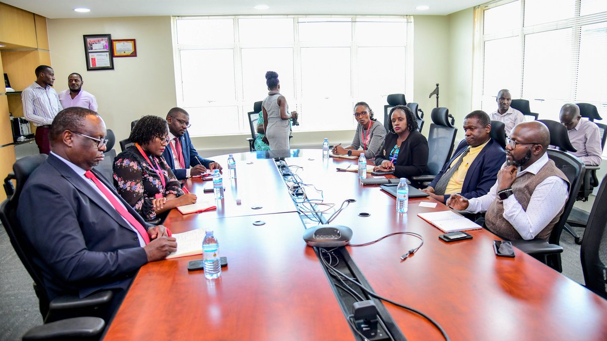 nyamadon's tweet photo. Held discussions with @AbsaUganda top management led by MD Mumba Kalifungwa, as we sought to appreciate the bank, not just as a client but a business partner of @VisionGroup . Thanks for hosting us. @newvisionwire #VisionUpdates #NVCustomerWeek https://t.co/OEeZ43boJf
