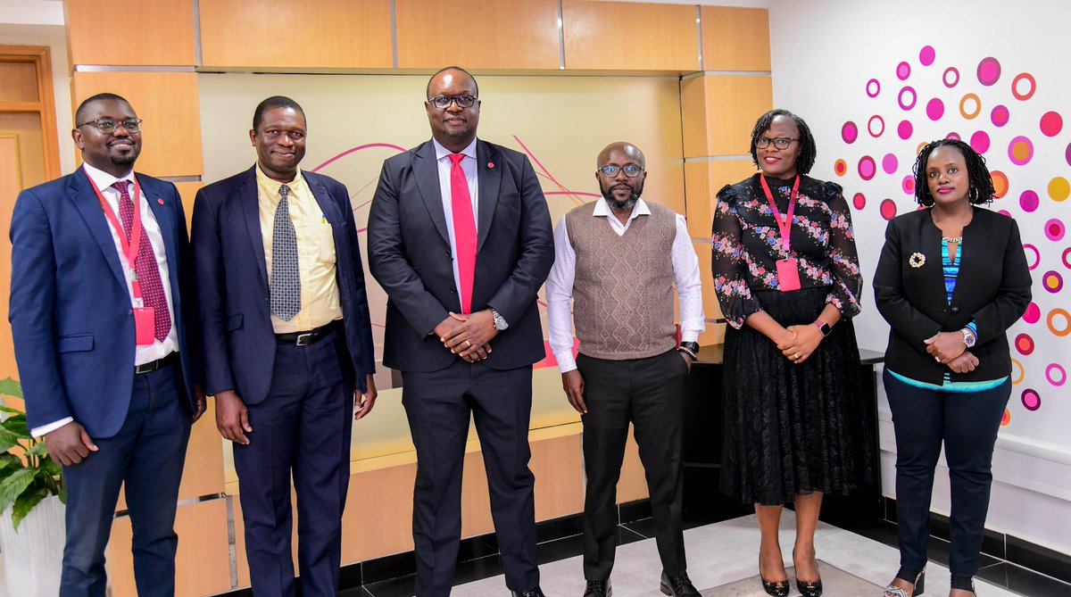 nyamadon's tweet photo. Held discussions with @AbsaUganda top management led by MD Mumba Kalifungwa, as we sought to appreciate the bank, not just as a client but a business partner of @VisionGroup . Thanks for hosting us. @newvisionwire #VisionUpdates #NVCustomerWeek https://t.co/OEeZ43boJf