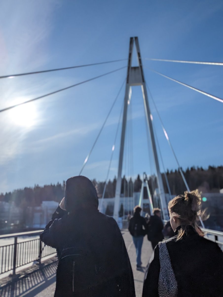 JamsanL's tweet photo. Tänään jatkettiin kestävyys - ja ekologiateemalla tutustumalla @jyuscience ssa tutkijantyöhön ja vierailemalla @luontomuseolla Jyväskylässä. Kiitos vieraanvaraisuudesta @jyuscience ja @luontomuseo #ecology #biodiversity #exchangeproject #learningbydoing https://t.co/1vcRkcHWLV