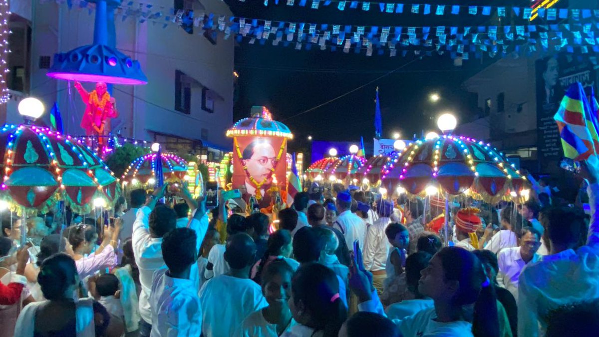 NikhilbhuteMT's tweet photo. डॉ. बाबासाहेब आंबेडकर यांच्या जयंतीनिमित्त शहरातील विविध भागातून अभिवादन रॅली काढण्यात आली. #AmbedkarJayanti #AmbedkarJayanti2023 #babsaheb https://t.co/JXmW70E4w9