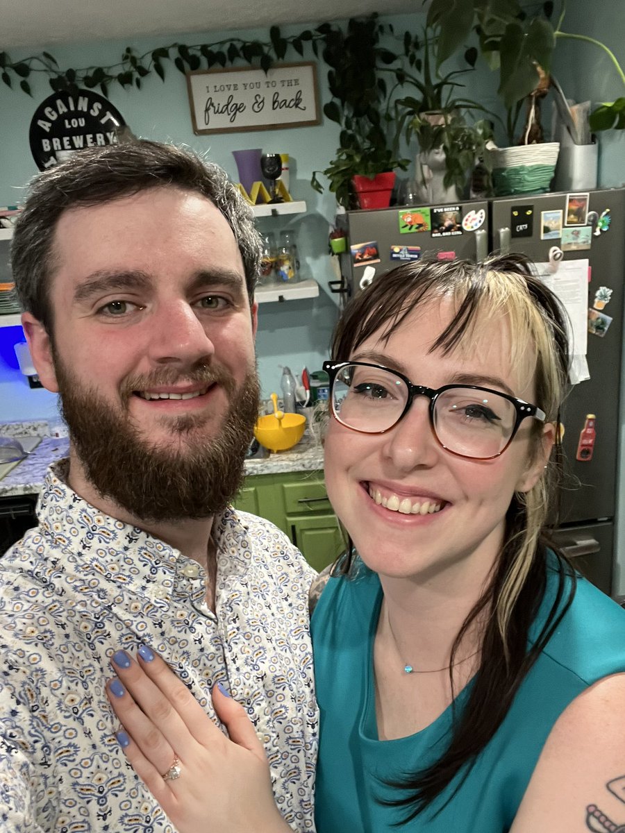 mediumtitenergy's tweet photo. I’m going to buy so much “hubby” &amp; “wifey” shit https://t.co/bFNapaduUs