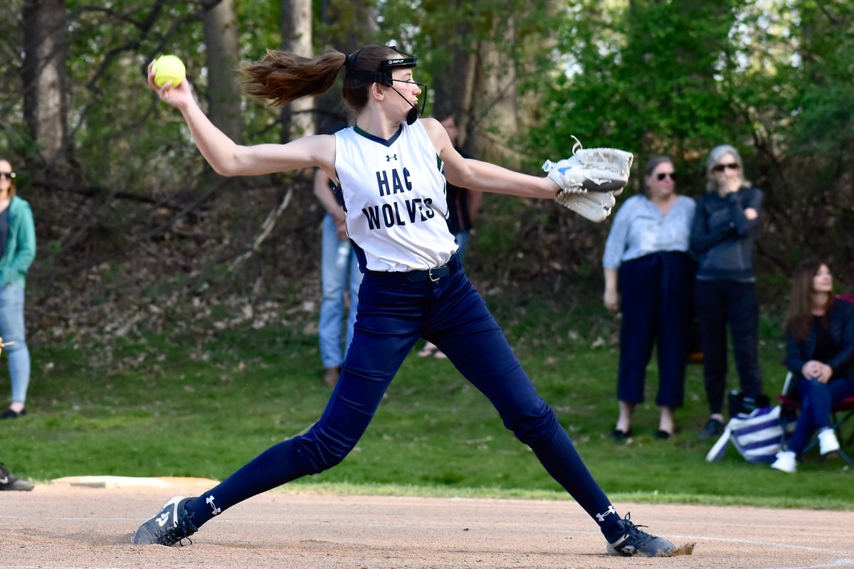 HACAthletics's tweet photo. 🚨Opening day for #HAC baseball and softball 🚨
🥎 #HACsoftball hosts @RedJacketSports @ACSRochester at 4:30 PM
⚾️ #HACbaseball hosts @RedJacketSports @HarleySchool at 4:30 PM
It's the season and home-opener for both teams!
Let's #GoWolves! @SecVSoftball @baseballsectv #FLW https://t.co/yLMmtgQHRC