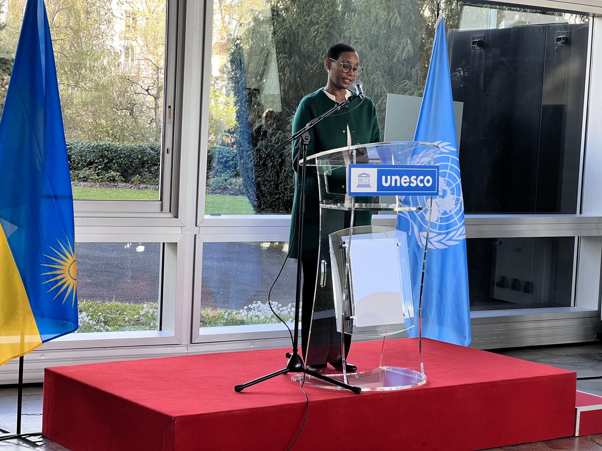 KSAForUNESCO's tweet photo. Tonight’s gathering of solidarity at @UNESCO shone a light through darkness, honoring the survivors of the 1994 genocide in Rwanda, before distinguished Excellencies and acclaimed photographer Stéphane Dumont de Sauret. 🇷🇼
#InternationalDayofReflection https://t.co/KqLTr7EQQ5