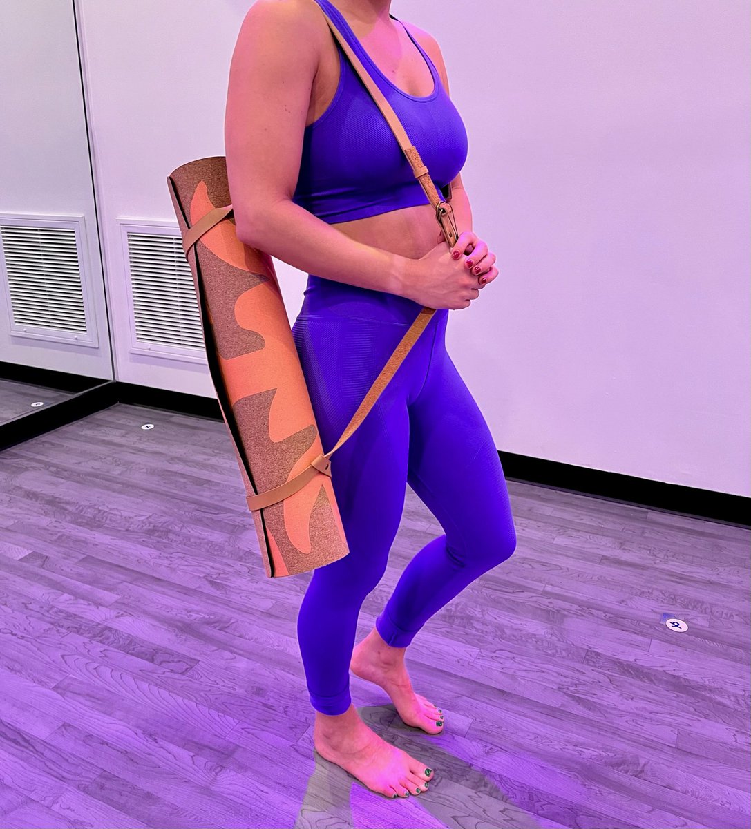 YogasixCC's tweet photo. New retail drop at Y6!!!! Check out our 🔥 new styles that you can wear to your next yoga class or just out and about!! Snag them before they’re gone! #yogasix #yoga https://t.co/0rIKL0RqU1