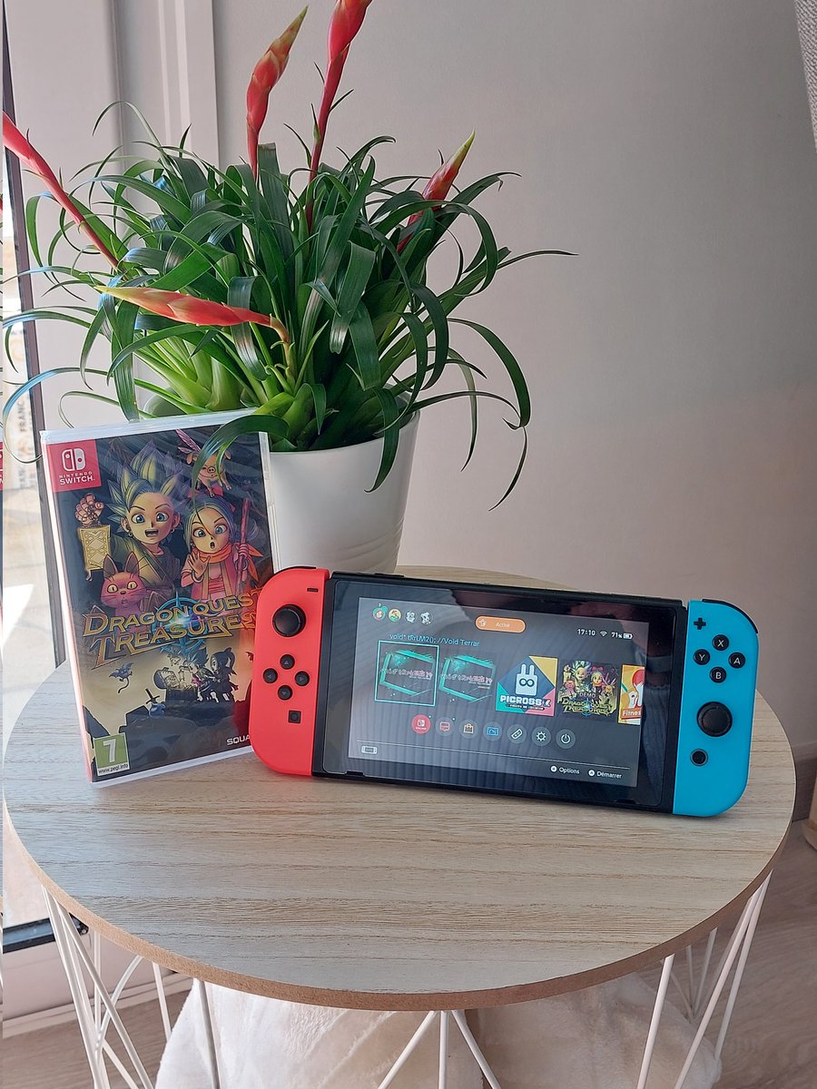 seilin3's tweet photo. Je n'avais pas assez de jeux en retard, me voilà avec 2 nouveaux titres !! 😁
Bon les streams c'est pas pour de suite, mais les pause gaming au soleil sur la terrasse, ou sur le canapé relax avec mon grand écran, ça va être cool !
#DragonQuestTreasures #VoidTerrarium2 https://t.co/FoOTV3d7nm