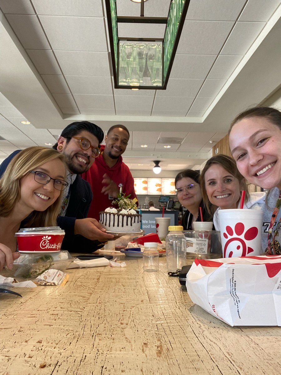 Celebrating <a href="/RoblesArtRoom/">Martin Robles</a>’s birthday today as a team! 🥳🎂❤️ #GESpecials #GEArt #GEPE #GEMusic #Chickfila