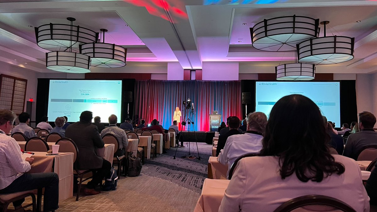 GPEC's tweet photo. We're at @VentureMadness hearing from @RiviaHealth, Metfora and Venture Madness by Invest Southwest Chair Hamid Shojaee, as well as #VM21 winner @wshaw_9 @mybetteragency & #VM22 winner @RebeccaClyde @botcoai
#VM23 #GreaterPHXtogether https://t.co/nuCVRwiHCM