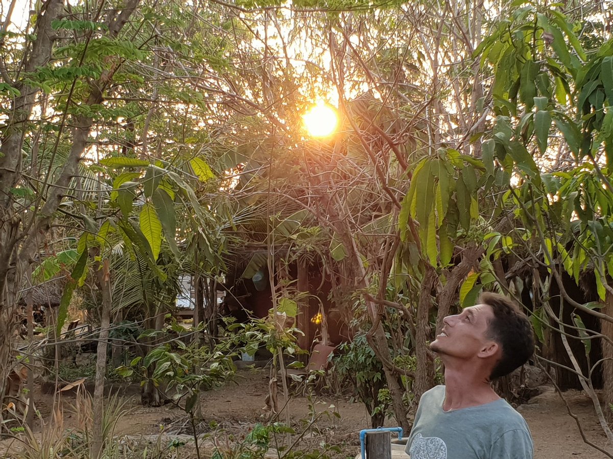 Tonight I needed to feel grounded and just remind myself why I have stepped into this emerging regenerative eco system. Happy memories of my beautiful friend Olivier in his garden and the dream of helping create a global network of projects like this.