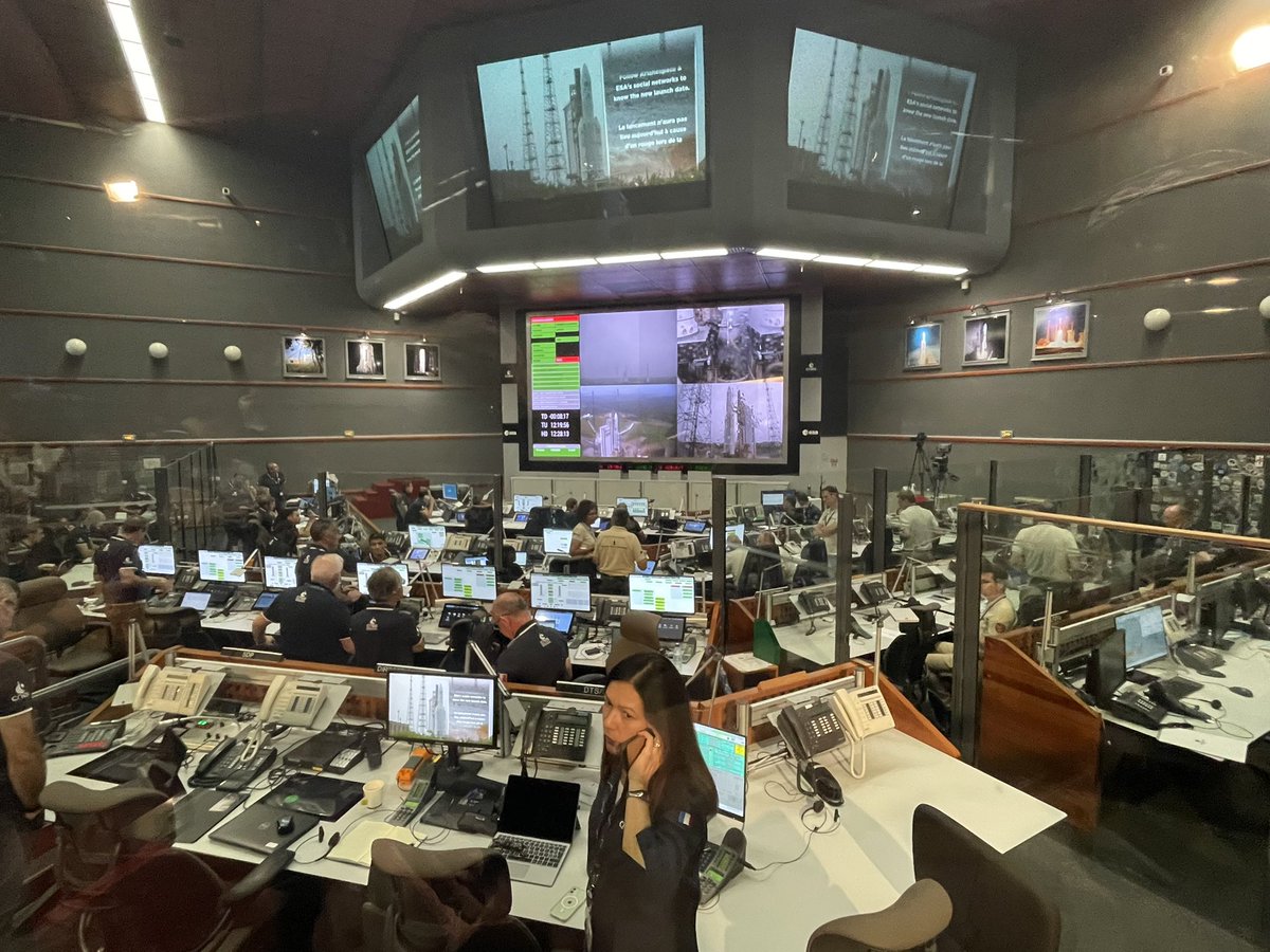 Matthias Maurer tweet media