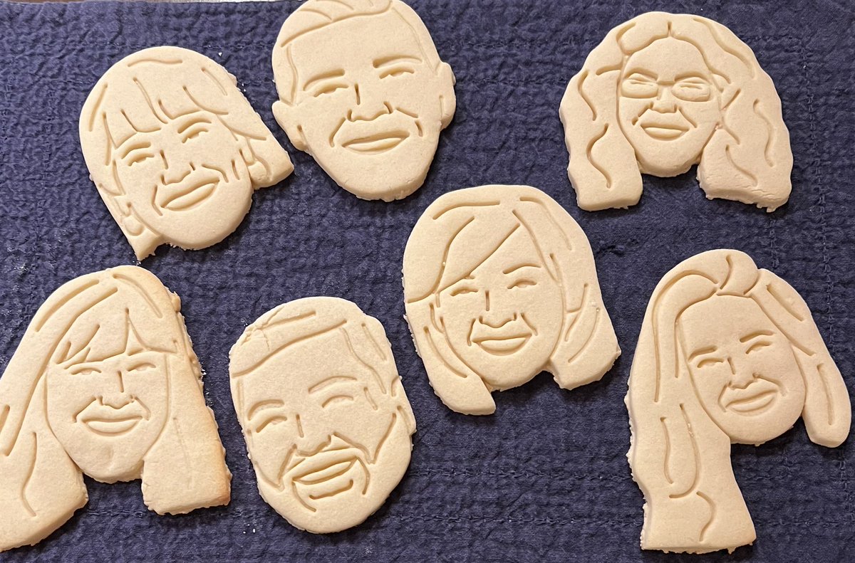 repwhipps's tweet photo. When I’m bored, I bake. I spent Easter Sunday baking some #mapoli colleague cookies. @Rep_Higgins was my favorite cookie to decorate. https://t.co/yQyDhJ87p8