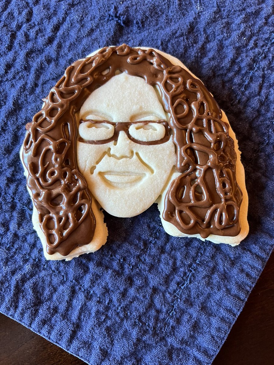 repwhipps's tweet photo. When I’m bored, I bake. I spent Easter Sunday baking some #mapoli colleague cookies. @Rep_Higgins was my favorite cookie to decorate. https://t.co/yQyDhJ87p8
