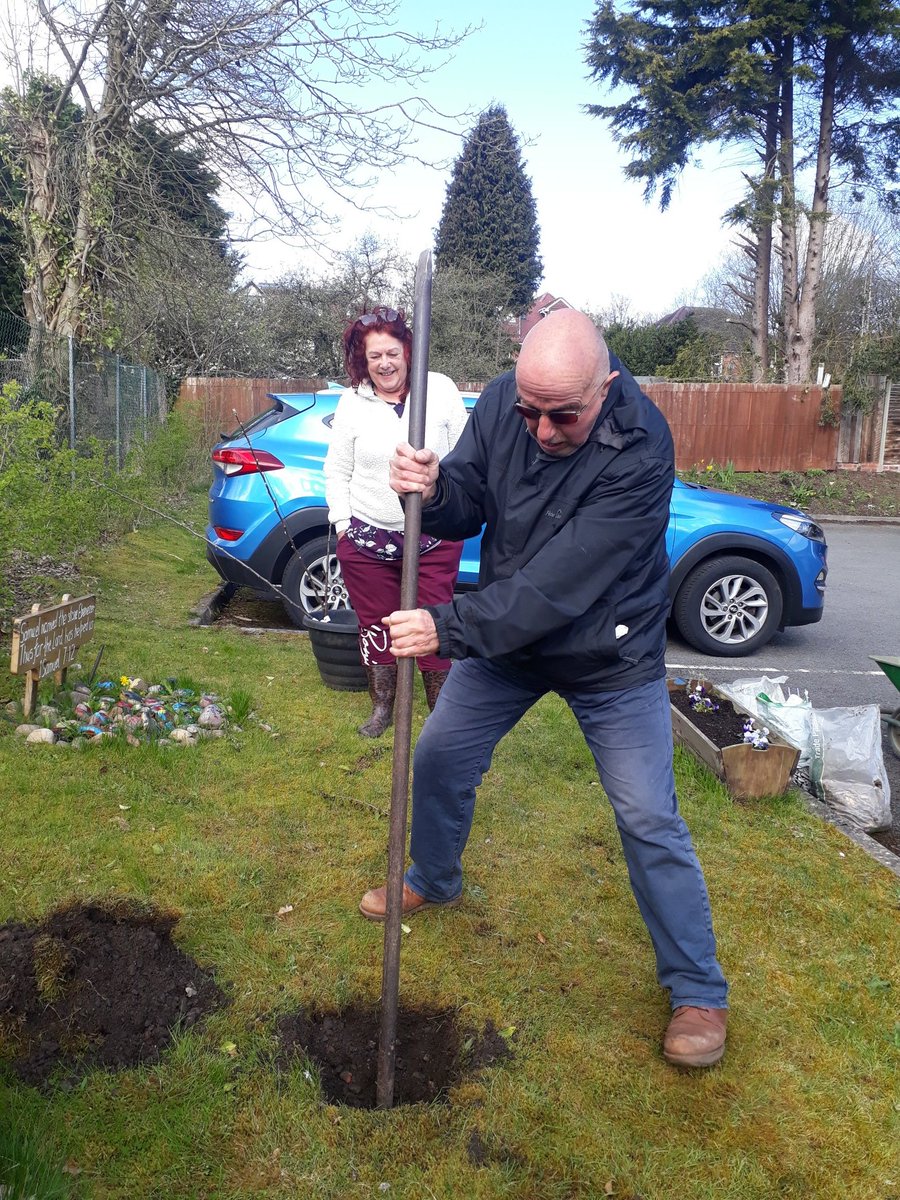 fruitnutvillage's tweet photo. We've been planting bare-root apple trees @ChristChurchSPk this morning. The last tree planting of the season? #PlantATreeIn23 https://t.co/tl3Y0bsw0Y