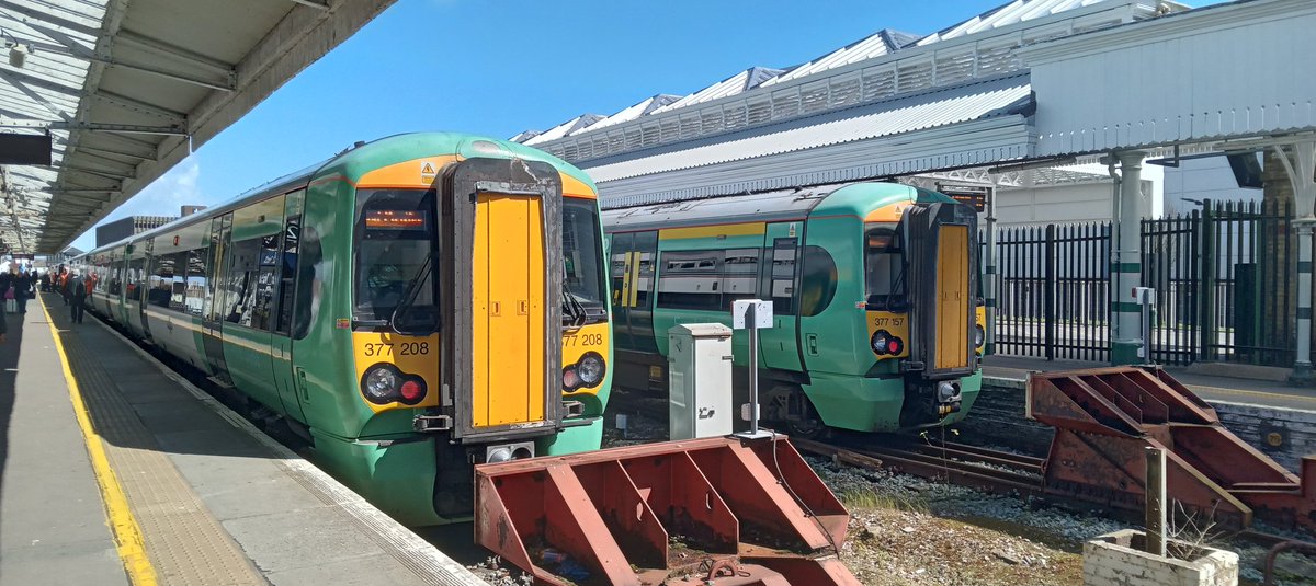 377208 as 377157 next to eachother at Eastbourne 

#Class377