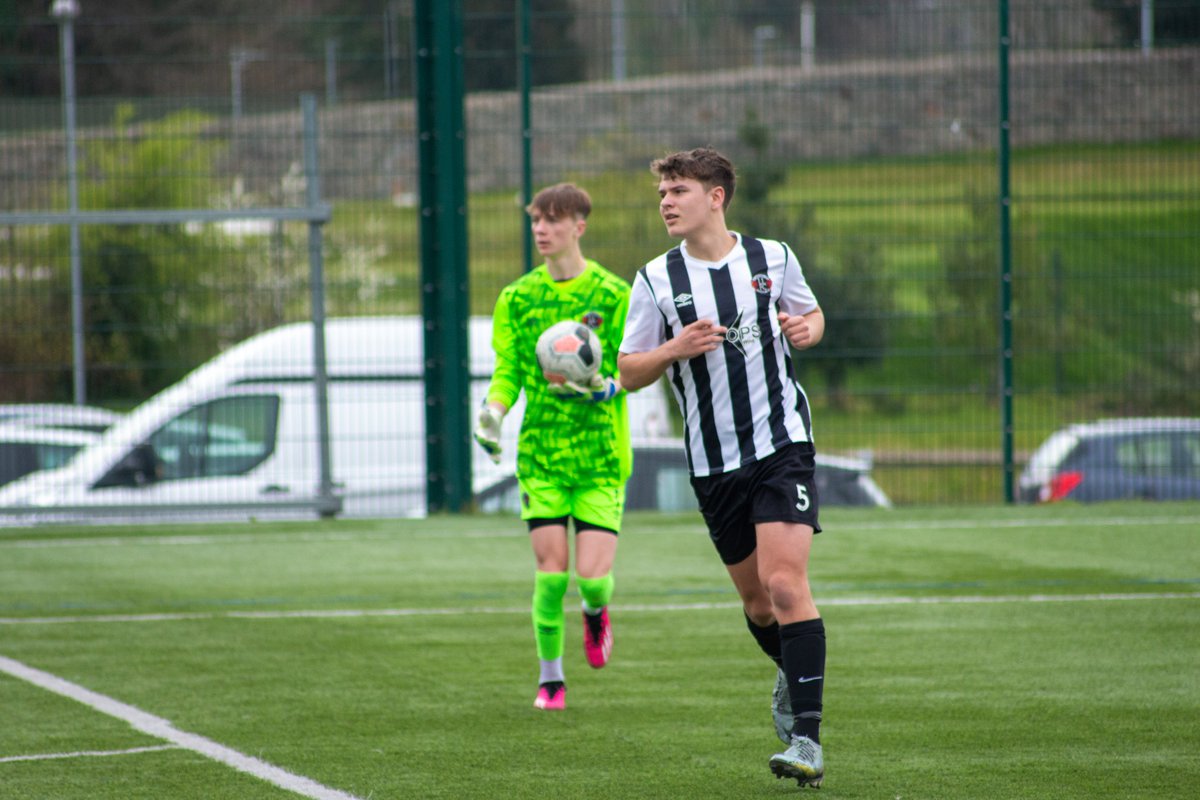 LLFCAcademy's tweet photo. 📸 SHOTS TAKEN FROM THE U19S RECENT BATTLE AGAINST CAERNARFON📸

#llandudno #llandudnofc #academy #keepthefaith https://t.co/dCEBCtTsgD