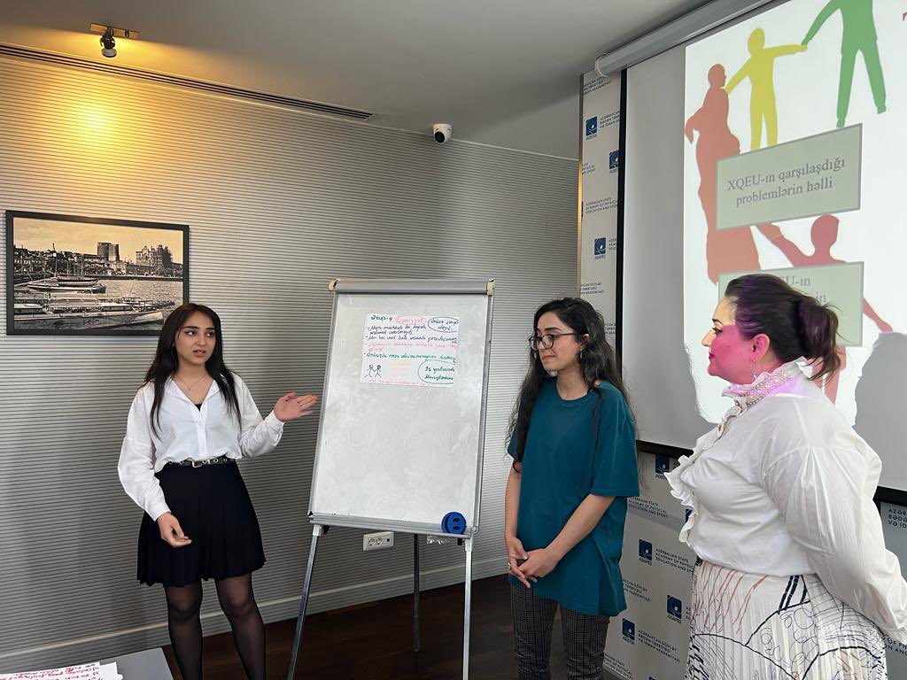 asapesofficial's tweet photo. Tələbələrə inklüziv təhsillə bağlı seminar keçirilib

#ASAPES #İdmanAkademiyası #ASAPESABAH #Students #Tələbələr https://t.co/p0mvleIFZm