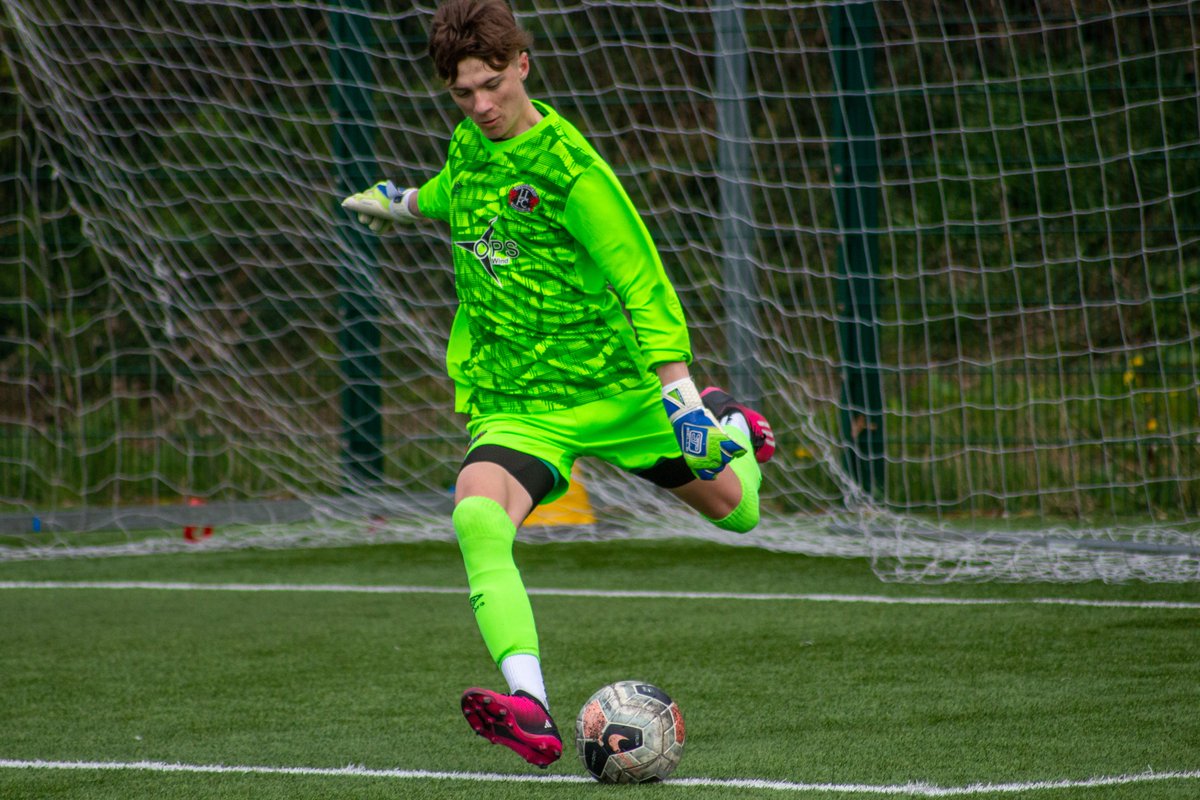 LLFCAcademy's tweet photo. 📸 SHOTS TAKEN FROM THE U19S RECENT BATTLE AGAINST CAERNARFON📸

#llandudno #llandudnofc #academy #keepthefaith https://t.co/dCEBCtTsgD