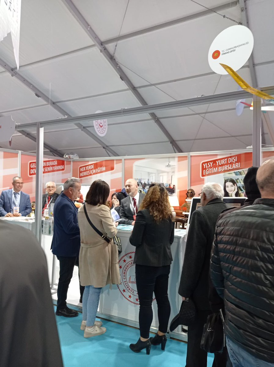 Devlet Teşvikleri Tanıtım Günleri kapsamında Eskişehir Vilayet Meydanında YLSY bursunu tanıtıyoruz.