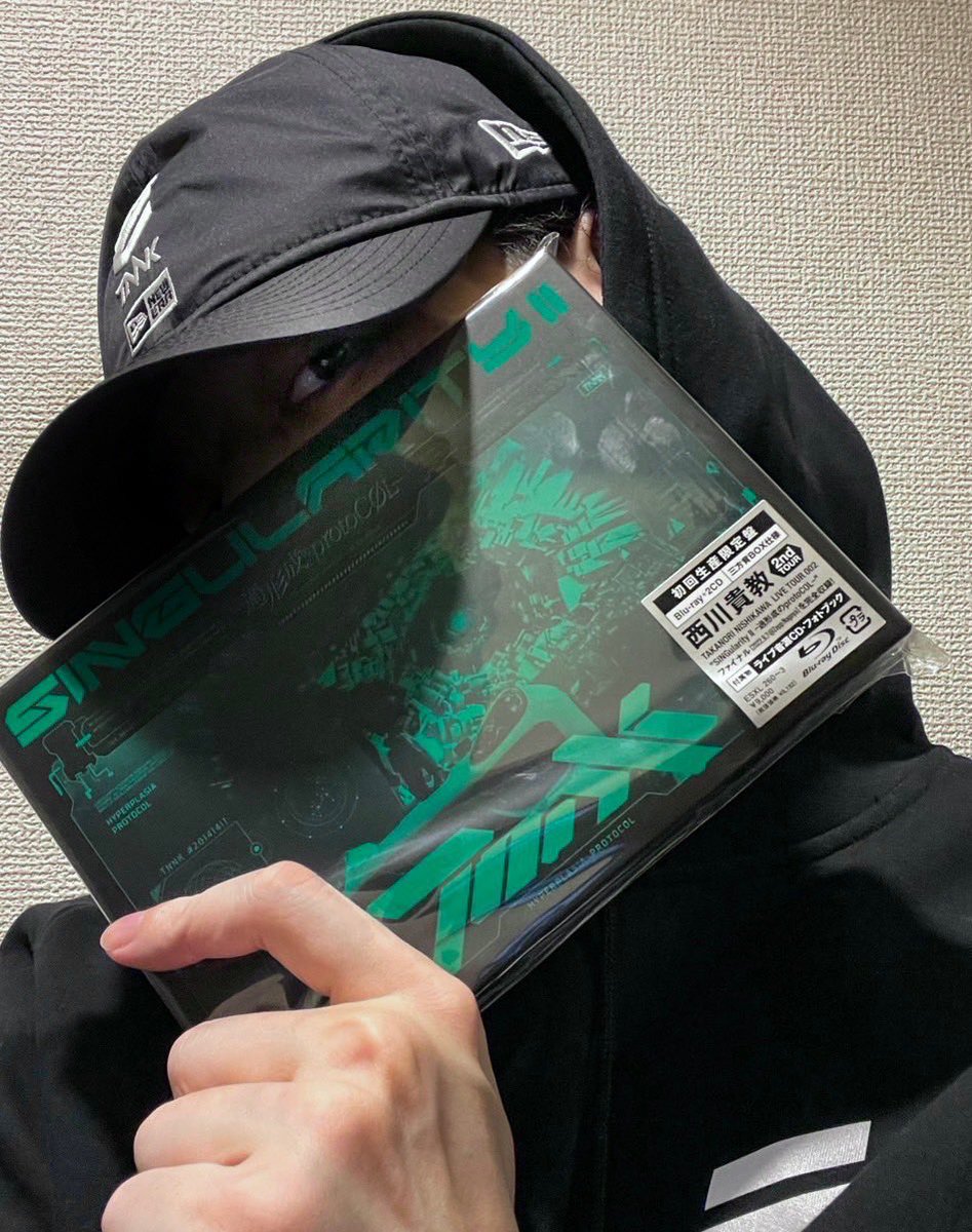 YAMATO_DJ's tweet photo. 帰国しました🇺🇸🇯🇵

DJとして参加しているTNNKのライブDVDとBlu-rayが発売されました。是非観てください！ @TMR15 

#TNNK
#SINGularityII
#過形成のprotoCOL https://t.co/JXTpKevpC2