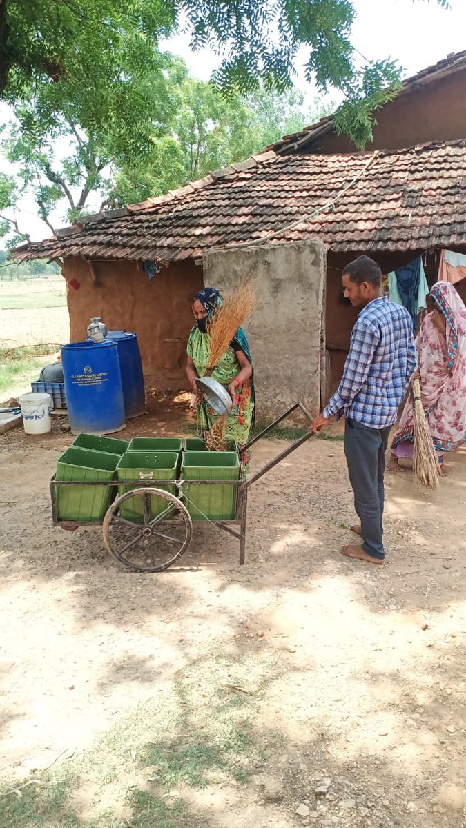 TdoMeghraj's tweet photo. "Clean Village" Campaign Of SBM(G)-Gujarat , The Below Images Reflect A Part Of The Daily Progress In The Our District Of Gujarat. This Work Done In The #Valuna Village Of #Meghraj Block In The #Aravalli District #SwachhBharat,#ODFPLUS,#CLEANVILLAGE,#crdgujarat1 https://t.co/3uxLte6jWe