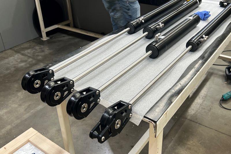 SailWorldNews's tweet photo. Allen's "Big Boy" Range Grows : Ram block range now available in 150, 85 & 50mm sheave sizes (yes, 150mm!) @allen_sailing #equippedwithallen https://t.co/DqfwaGLlCq https://t.co/NaRRBmhGx0