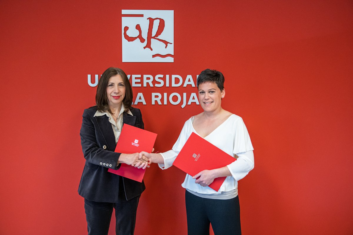 🆕Fabiola Portillo Pérez de Viñaspre, vicerrectora de Responsabilidad Social Corporativa, y Teresa Angulo Rodrigo, presidenta de la Asociación Plataforma de Movilidad de La Rioja <a href="/PMovilidadLR/">Plataforma de Movilidad de La Rioja pmLR</a>, han firmado este jueves un convenio de colaboración.

➕ mtr.cool/tbrffnhmhl